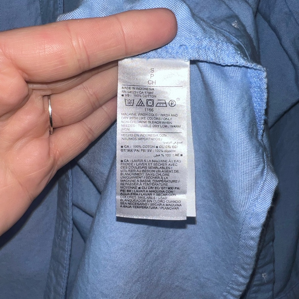 Old Navy The Boyfriend Shirt Oxford Blue - Picture 4 of 6